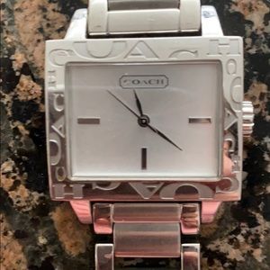 Women’s Coach Watch